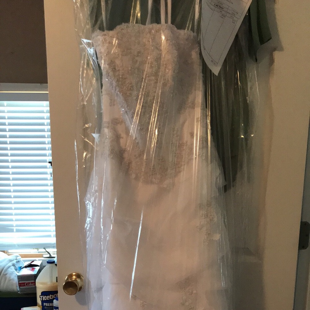 Wedding dress